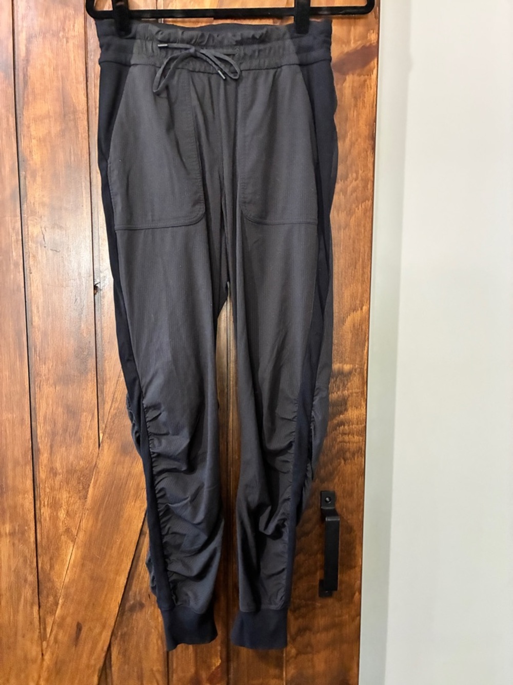 Lululemon Dance Studio Mid-Rise Jogger Size 6 Black Full Length Athletic LW5ENMS